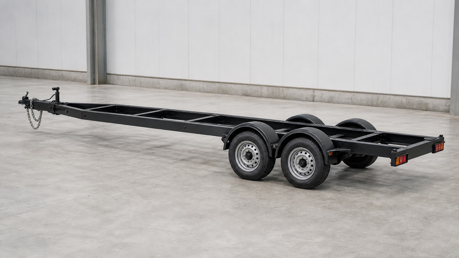 灯火器やフェンダーを備えた車検付き汎用鋼製シャーシ単体（イメージ）